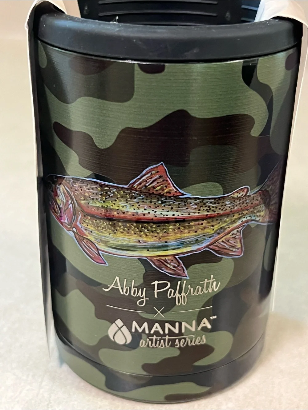 Manna Artist Series Abby Paffrath Camo Fish Can Cooler - Green